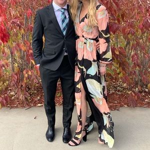 Lulu’s long-sleeved maxi floral dress